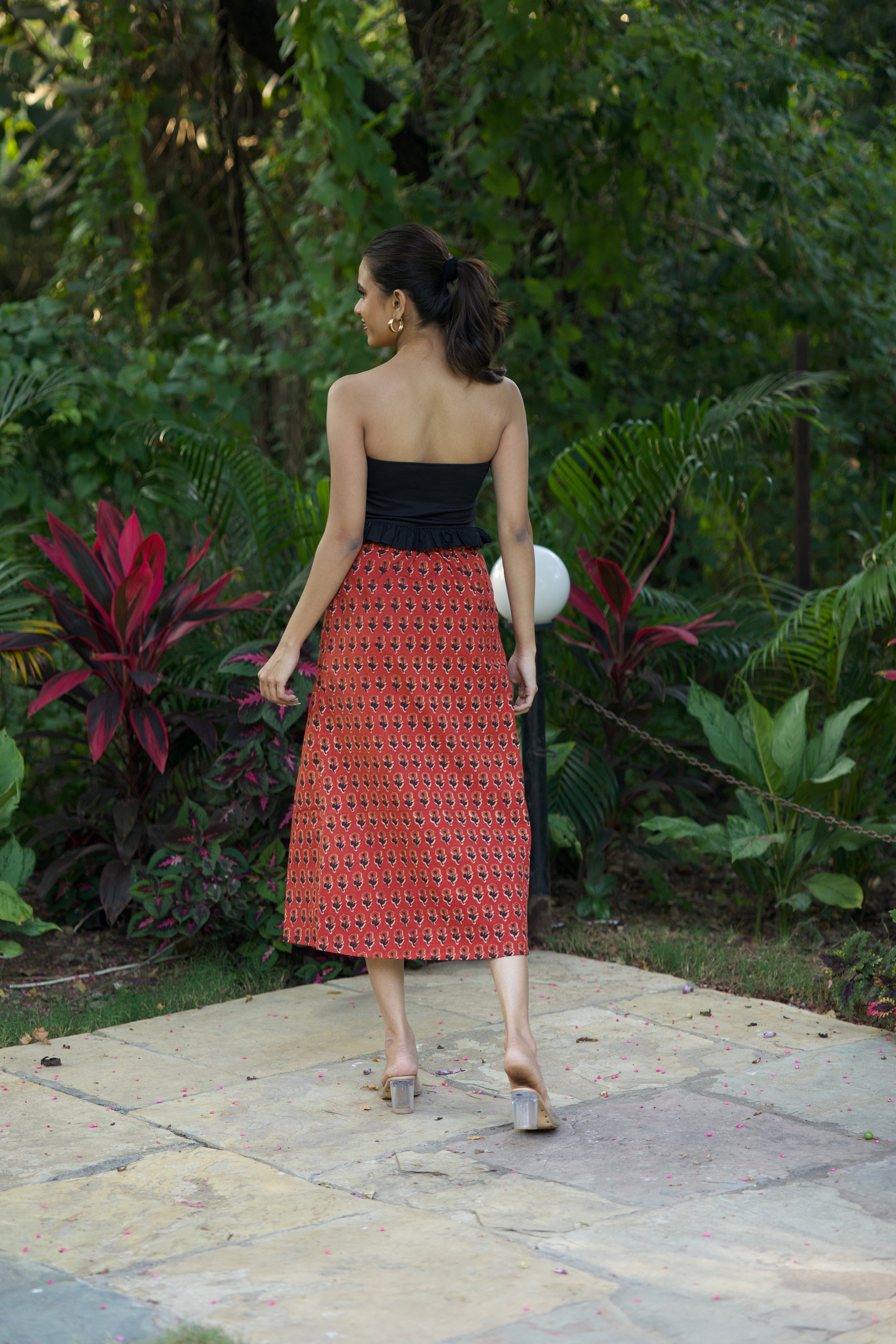Slit Skirt (Red)
