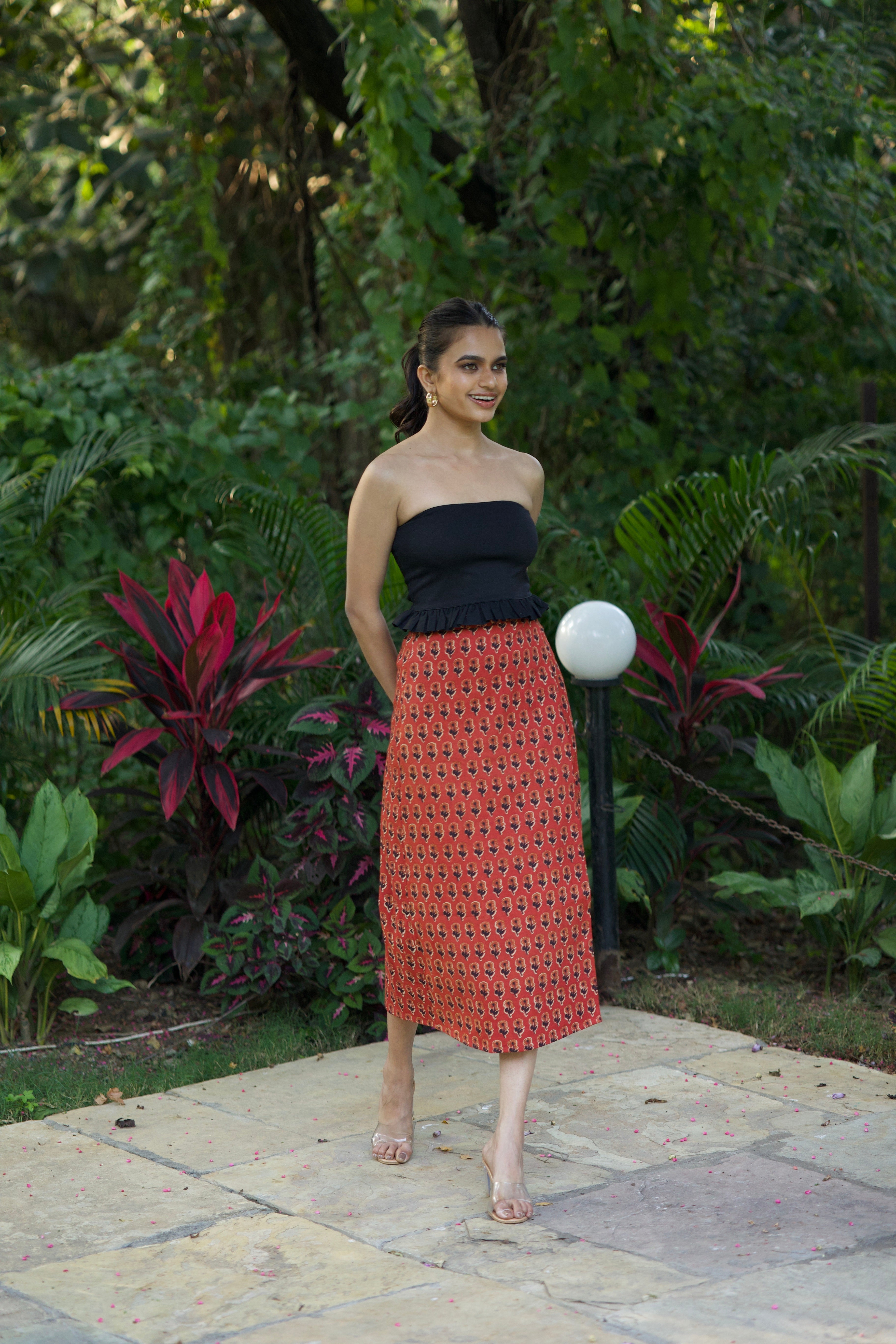 Slit Skirt (Red)