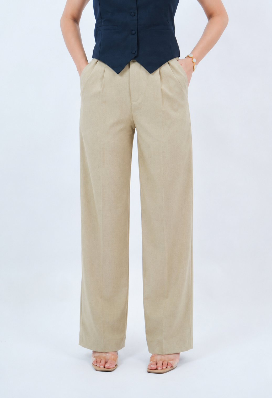 Pleated High-Rise Pants (Beige)