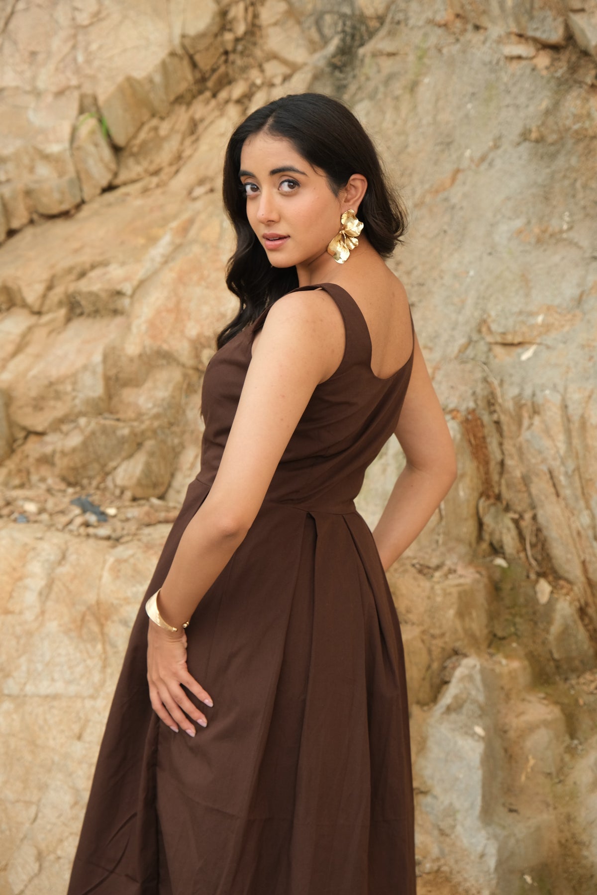 Pleated Midi Dress (Brown)